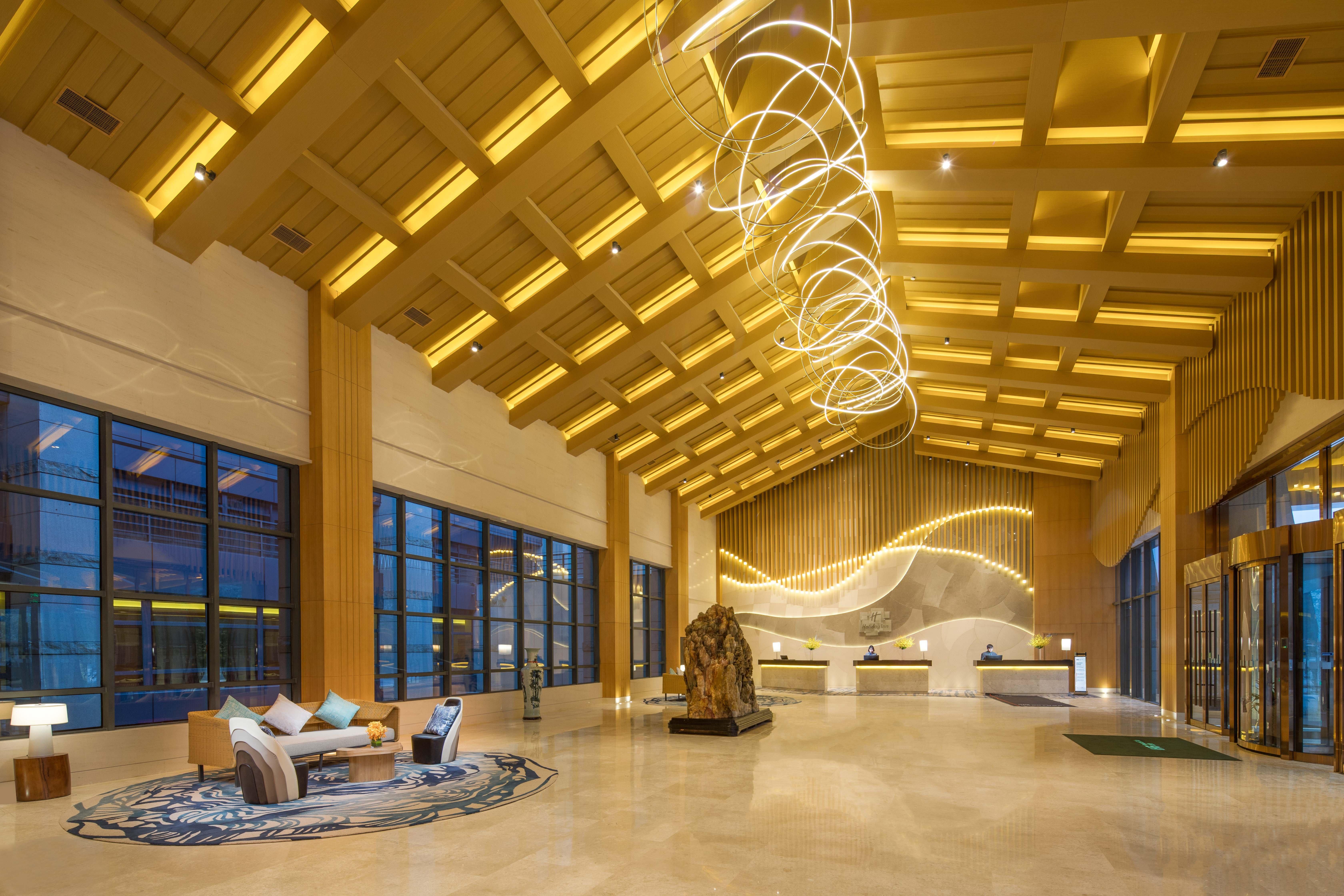 Holiday Inn Kunshan Huaqiao By Ihg Exterior photo