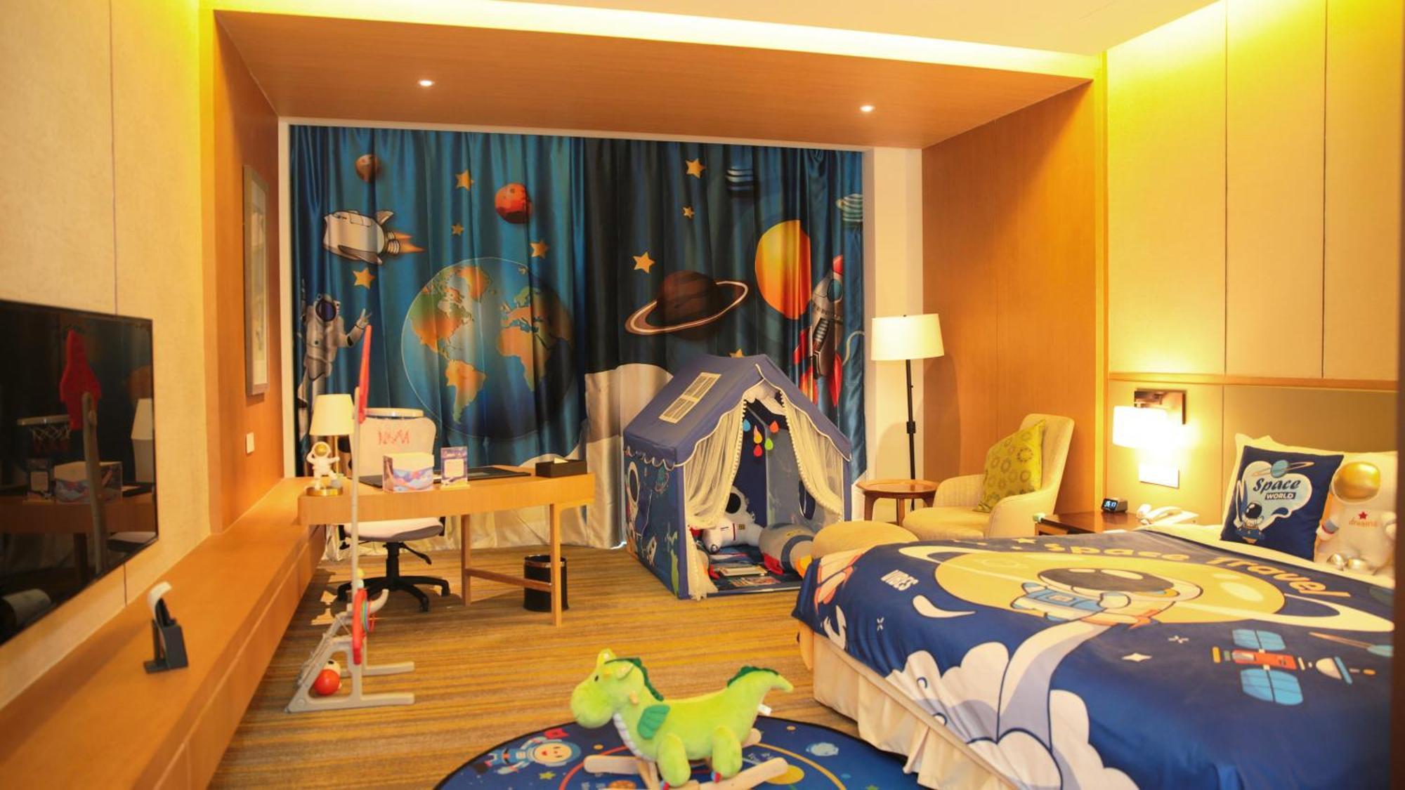 Holiday Inn Kunshan Huaqiao By Ihg Exterior photo